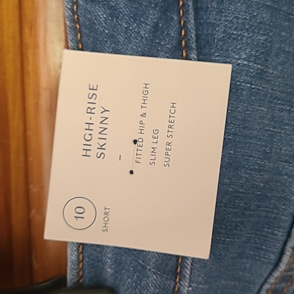 Universal Threads High Rise - Picture 3 of 3